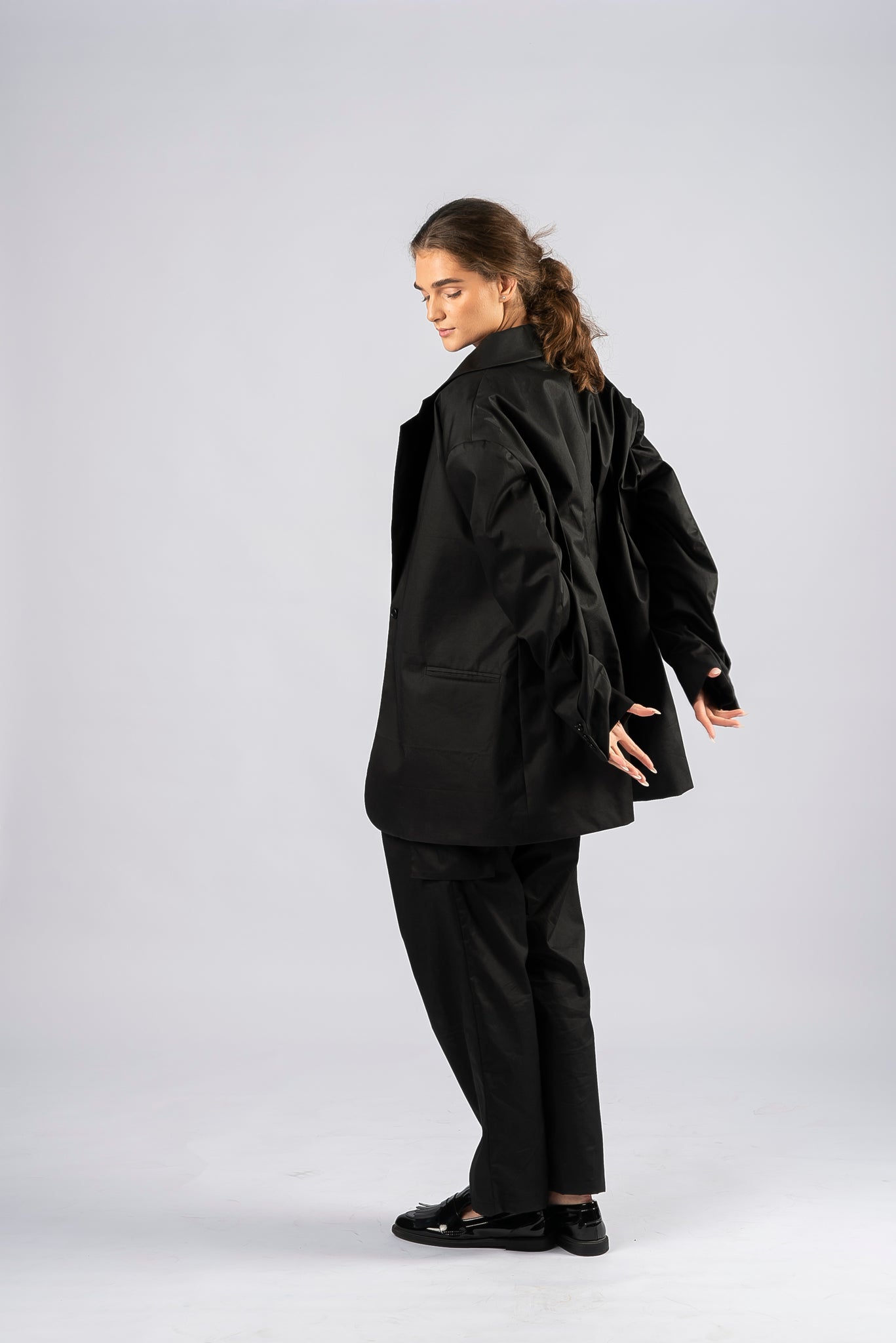 BRAWNY BLAZER